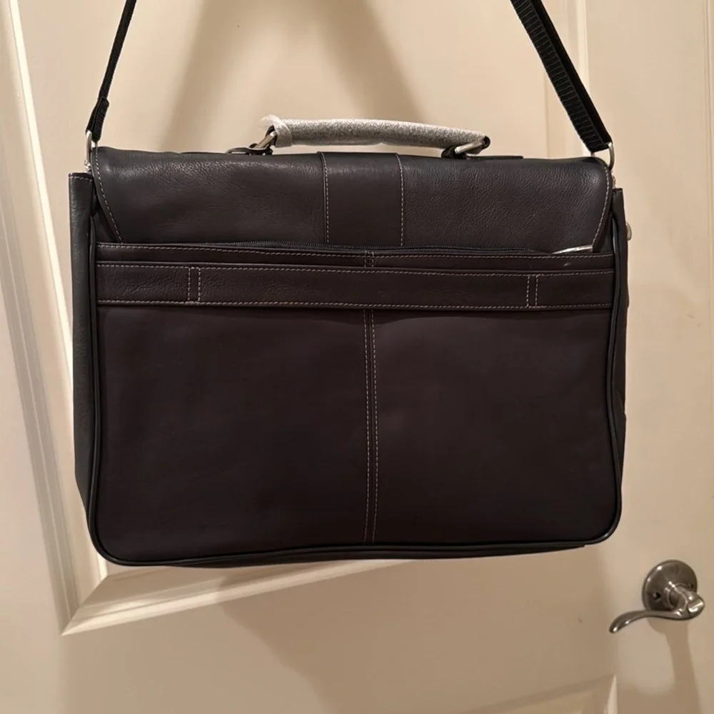Kenneth Cole Reaction Black Leather Briefcase with Shoulder Strap